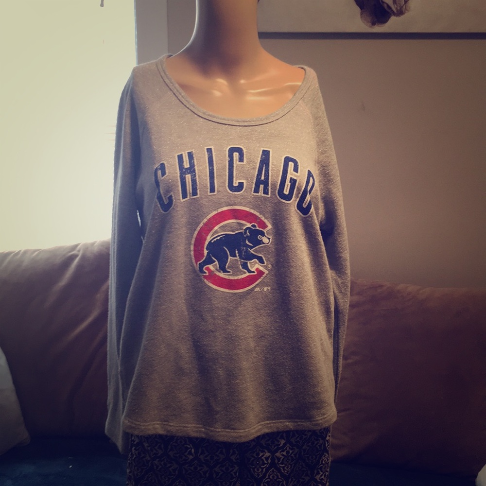 Chicago size large sweatshirt great style